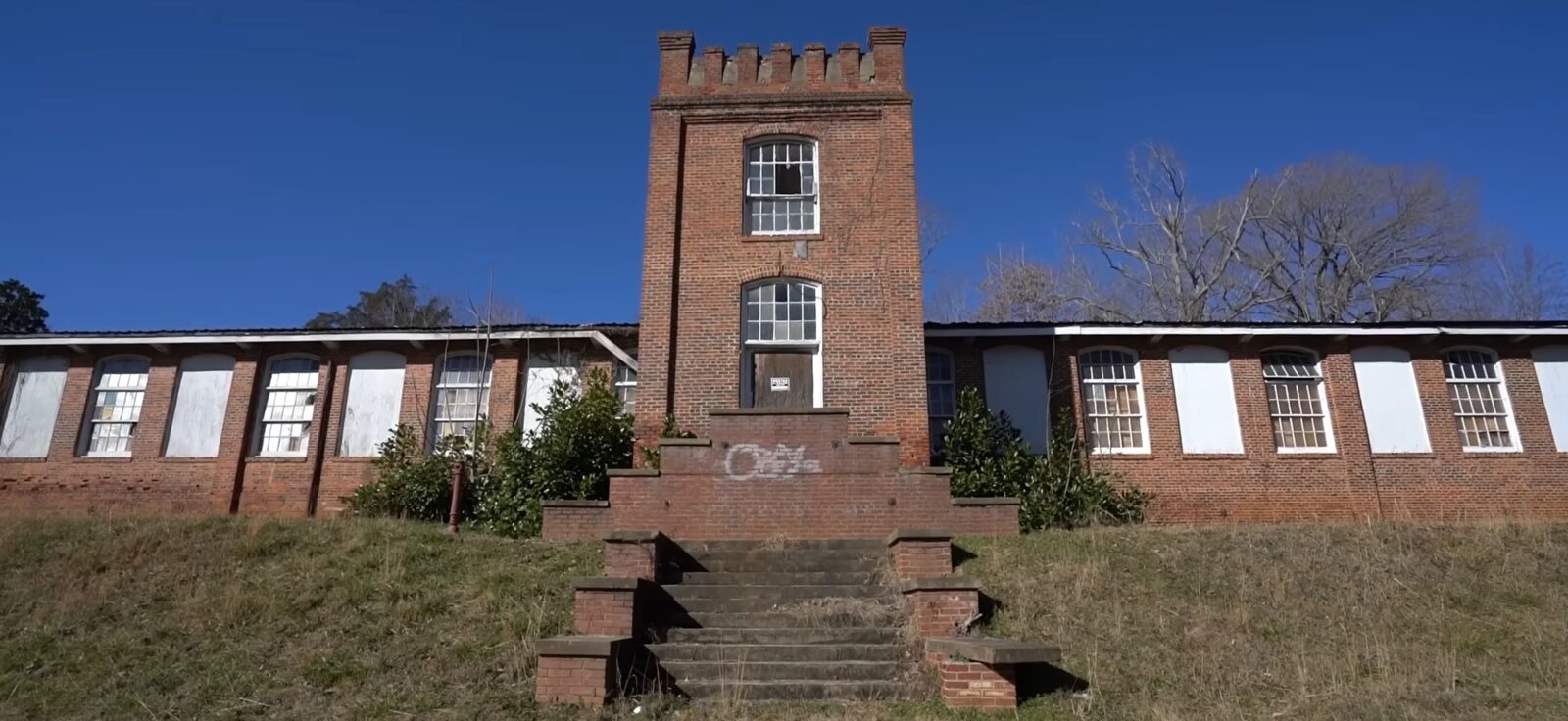 Castellated tower — Enterprise Manufacturing, Coleridge NC