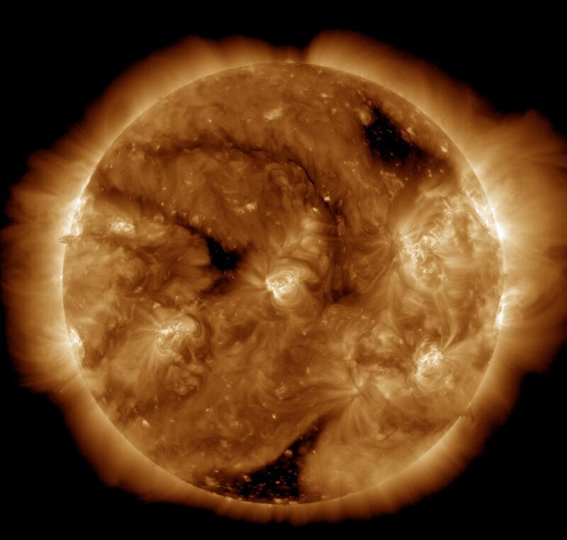 193 Angstrom corona — coronal holes, high-speed wind sources